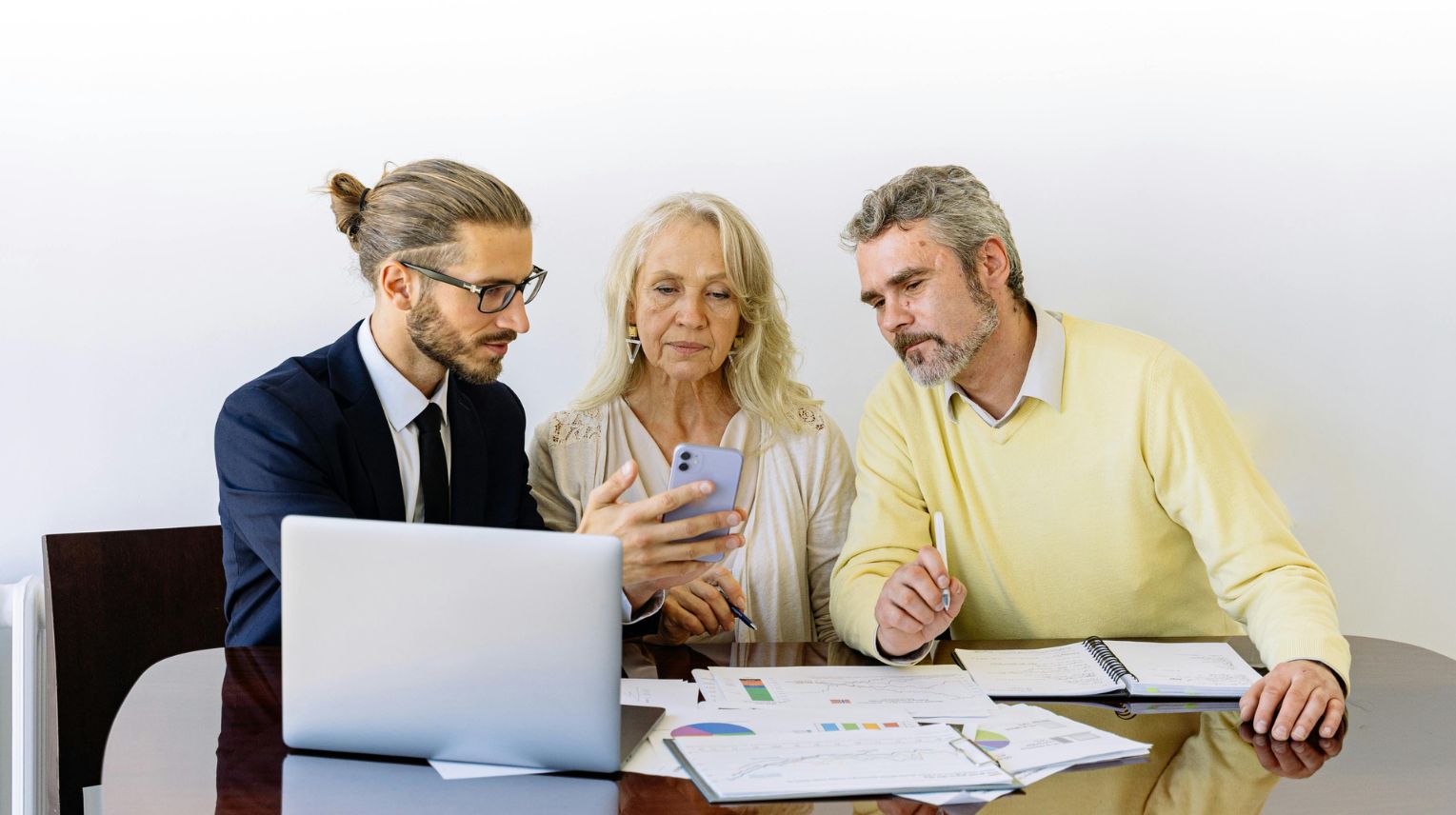 What are advisers most concerned about in 2024?